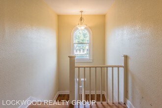 1535 W Woodlawn Ave in San Antonio, TX - Building Photo - Building Photo