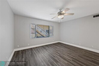5900 NE 22nd Way in Fort Lauderdale, FL - Building Photo - Building Photo