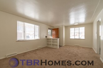 8620 W 63rd Pl in Arvada, CO - Building Photo - Building Photo