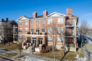 60 Promenade Way SE in Calgary, AB - Building Photo