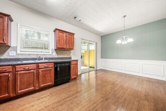 1262 Adcox Square in Stone Mountain, GA - Building Photo - Building Photo