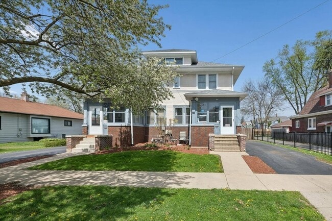property at 362 Evans Ave