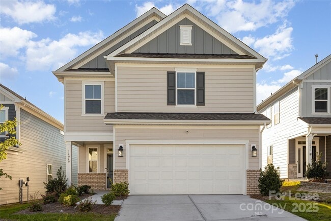14040 Lake Home Ln in Charlotte, NC - Building Photo - Building Photo