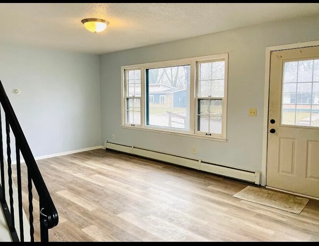 property at 1318 Circle Terrace Blvd NE