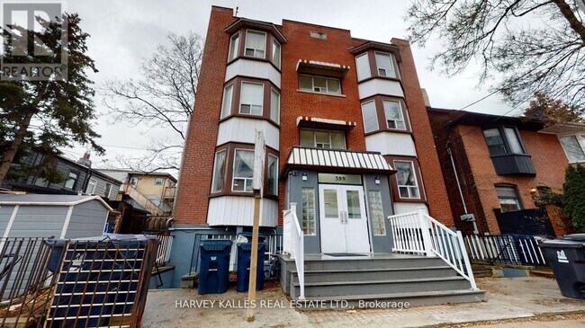 399 Dupont St in Toronto, ON - Building Photo - Building Photo