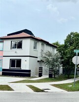 13574 SW 263rd Terrace in Homestead, FL - Building Photo