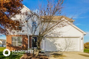 458 Pruden Dr in Pickerington, OH - Building Photo