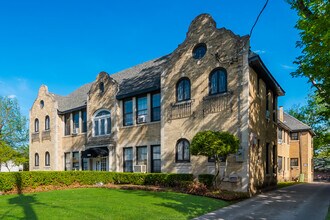 4400 GASTON Ave in Dallas, TX - Foto de edificio - Building Photo