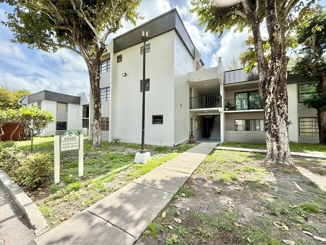 property at 10405 N Kendall Dr