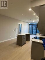 1415 Dundas St E in Oakville, ON - Building Photo