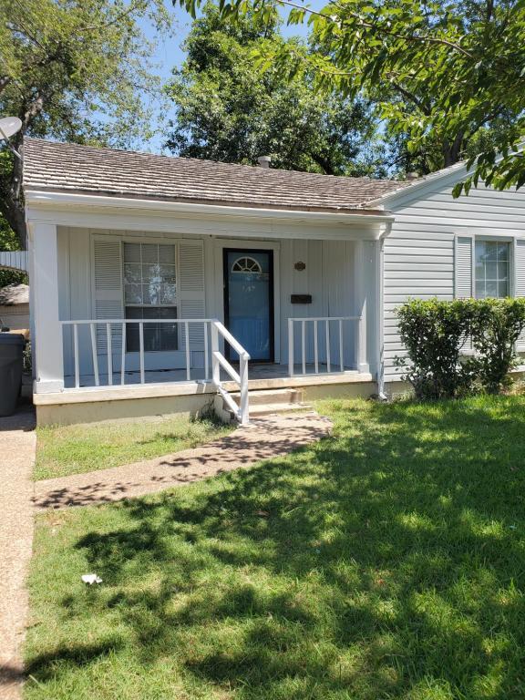 3747 Cortez Dr