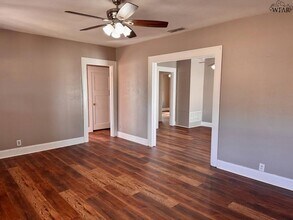1710 Monroe St in Wichita Falls, TX - Building Photo - Building Photo