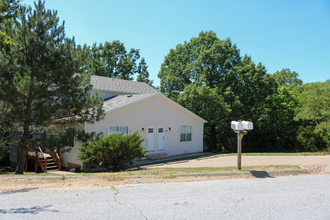 2485 N Brophy Cir in Fayetteville, AR - Building Photo - Building Photo