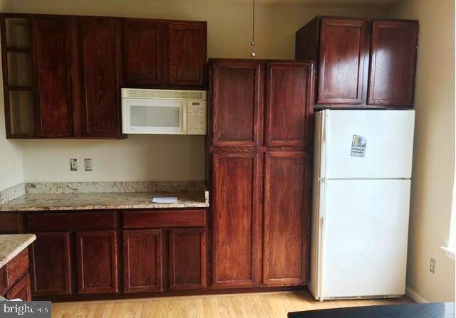 20466 Cool Fern Square in Ashburn, VA - Building Photo - Building Photo