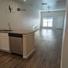 2101 Langford Ave in Lubbock, TX - Foto de edificio - Building Photo