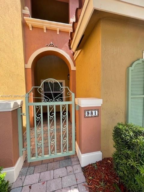 property at 981 SW 143rd Ave