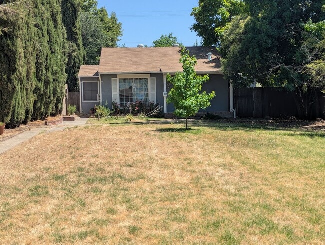 518 Sierra Blvd in Roseville, CA - Building Photo - Building Photo