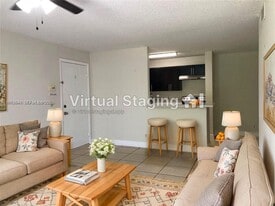 10757 Cleary Blvd in Plantation, FL - Building Photo