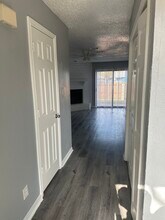 Towne Oaks Townhomes in Irving, TX - Building Photo - Building Photo