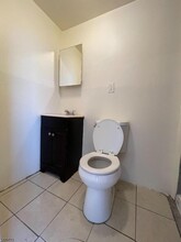 164 N Day St, Unit 1R in Orange, NJ - Building Photo - Building Photo