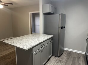 6905 Cleaton Rd in Columbia, SC - Building Photo - Building Photo