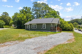 704 Fairfax St in Spartanburg, SC - Building Photo - Building Photo