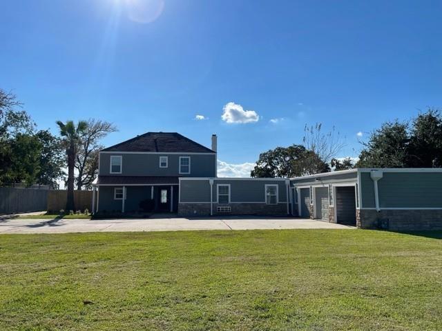 5311 Bayway Dr in Baytown, TX - Building Photo - Building Photo