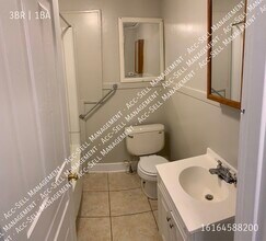 1263 College Ave NE-Unit -2 in Grand Rapids, MI - Building Photo - Building Photo