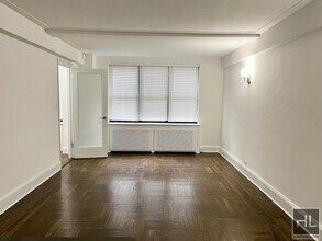 EAST 38 STREET in New York, NY - Building Photo - Building Photo