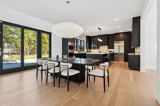 4 Margareta Ct in Westhampton Beach, NY - Building Photo - Building Photo