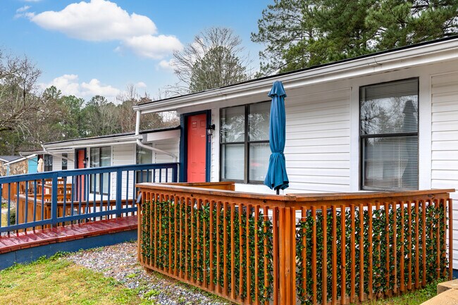 Holly Park Square Apartments in Columbus, GA - Foto de edificio - Building Photo