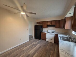 3954 Summit St in Ravenna, OH - Building Photo - Building Photo