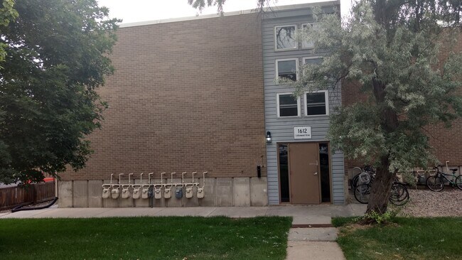 1612 Cottonwood Dr in Louisville, CO - Building Photo - Building Photo