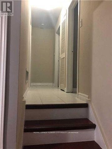 13465 Centreville Creek Rd in Caledon, ON - Building Photo - Building Photo