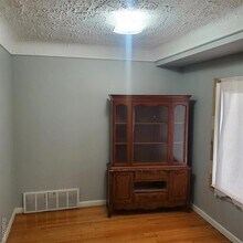 19362 Sunderland Rd in Detroit, MI - Foto de edificio - Building Photo