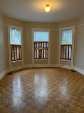 526 NW 18th Ave., Unit Main in Portland, OR - Foto de edificio - Building Photo