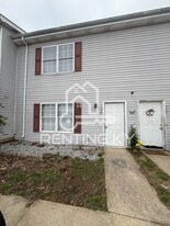 144 Eagle Nest Dr in Nicholasville, KY - Building Photo