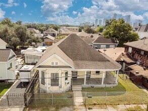 1414 Campbell St in Houston, TX - Building Photo - Building Photo