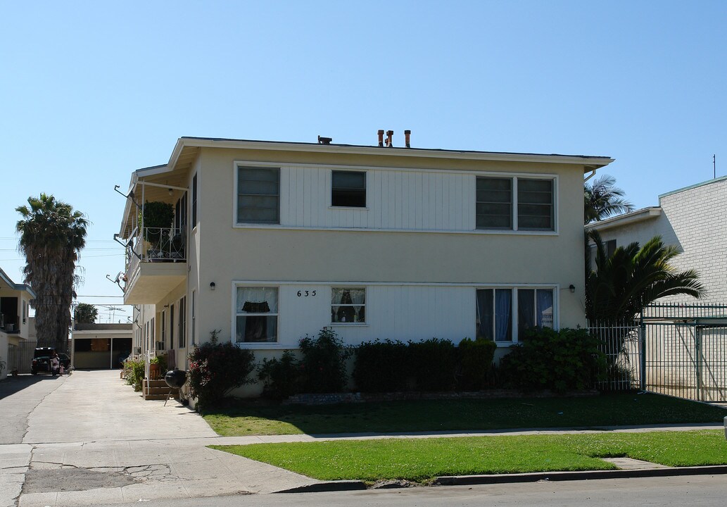 635 N Ardmore Ave in Los Angeles, CA - Building Photo