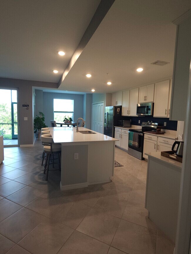 14281 Heritage Landing Blvd in Punta Gorda, FL - Building Photo - Building Photo