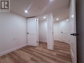1748 Hall Ave in Windsor, ON - Building Photo - Building Photo