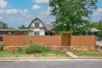 3422 W Pikes Peak Ave in Colorado Springs, CO - Building Photo - Building Photo