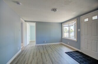2024 Plainfield Rd in Crest Hill, IL - Building Photo - Building Photo