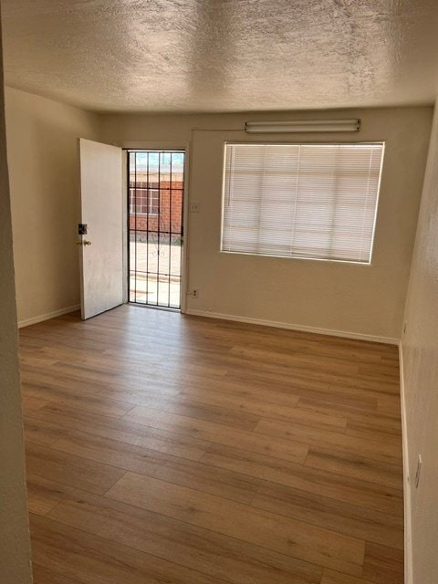 512 Cardenas Dr SE