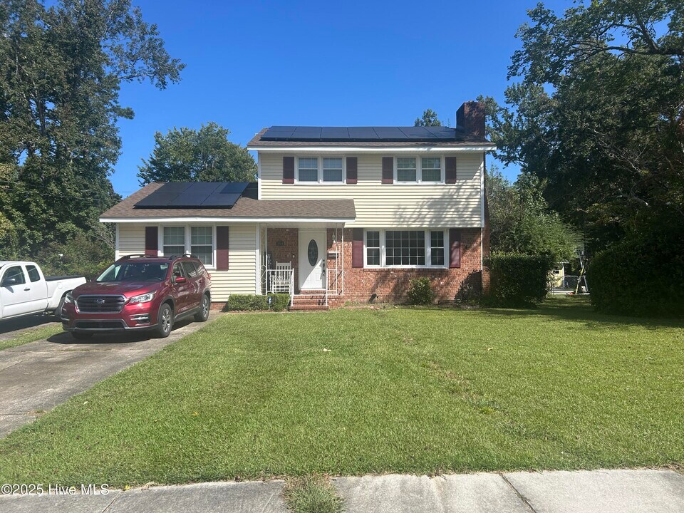 704 Christine Ave in Jacksonville, NC - Building Photo