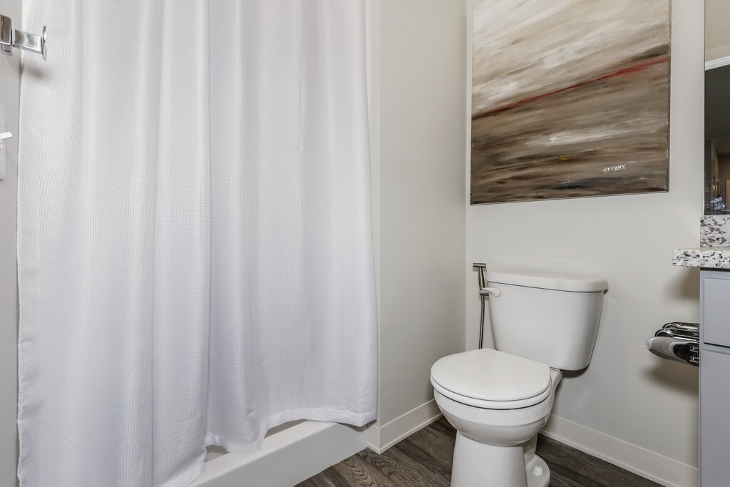 Seventeenth Apartments in Wichita, KS