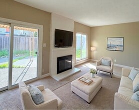 14550 Acapulco Rd in San Leandro, CA - Foto de edificio - Building Photo