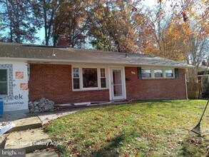 7722 Elgar St in Springfield, VA - Building Photo - Building Photo