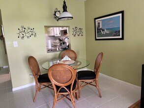 7797 Golf Cir Dr in Margate, FL - Foto de edificio - Building Photo