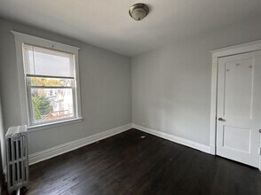 2548 N Kildare Ave in Chicago, IL - Building Photo - Building Photo